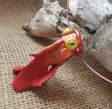 Goldy Fish on a Wire